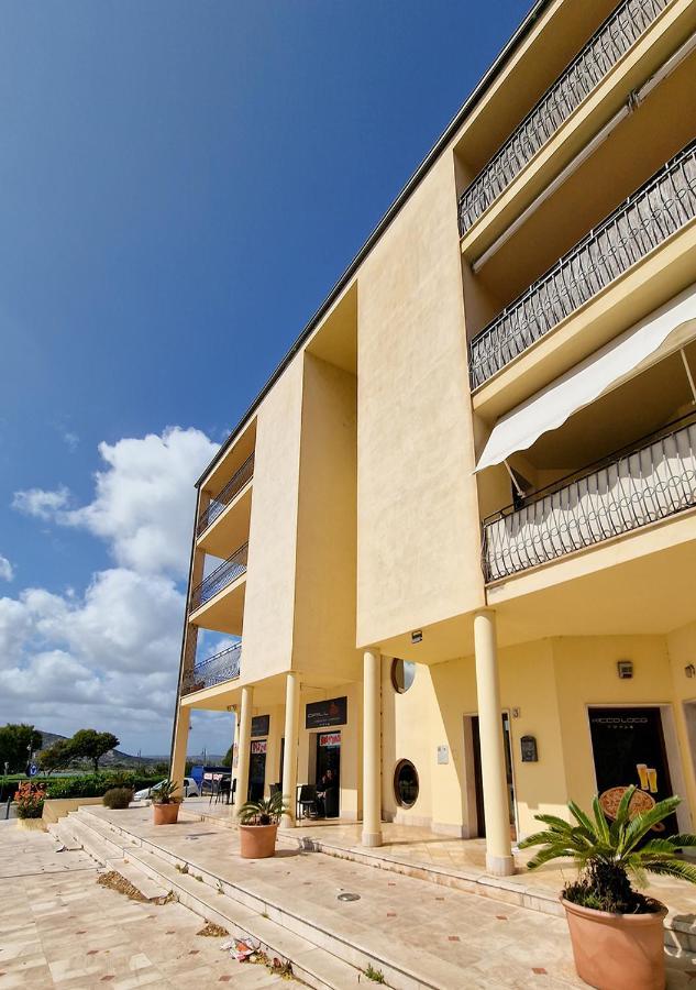 Murphy Holiday Home - Residenza Aldo Moro 02 La Maddalena  Exterior photo